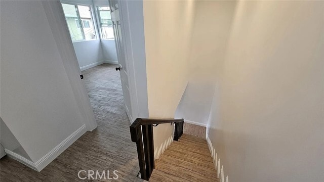 Building Photo - 711 N Sloan Ave