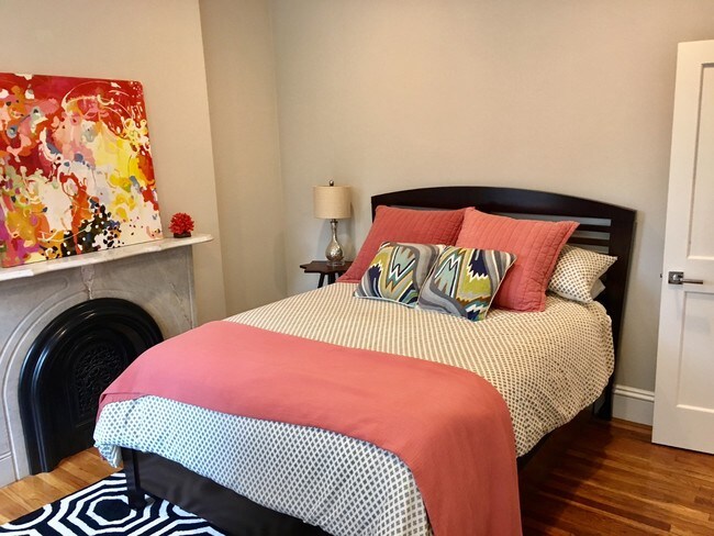 Foto del edificio - 219 W Springfield St
