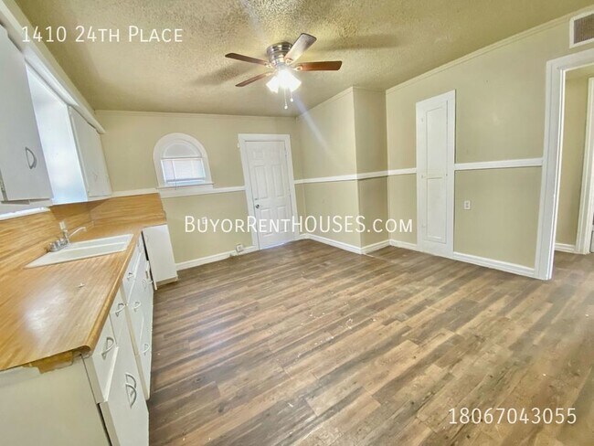 Building Photo - RENT is $595+ Pay $0 deposit at Move-In (S...