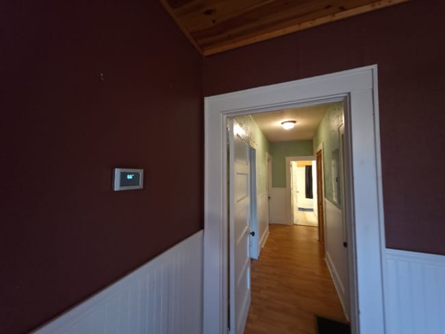 Building Photo - 105 Locust St