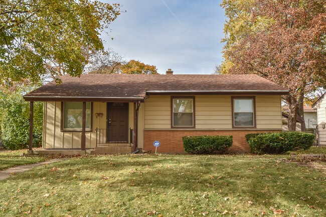 Foto del edificio - 5101 N 83rd St