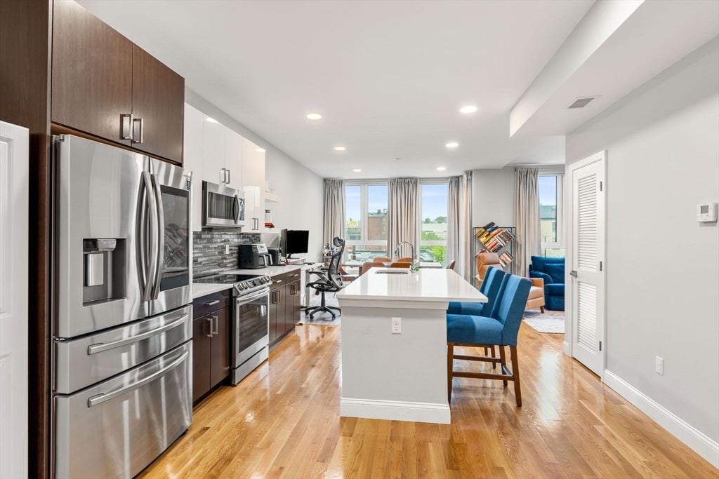 10 Taber St Unit 301, Boston, MA 02119 Condo for Rent in Boston, MA