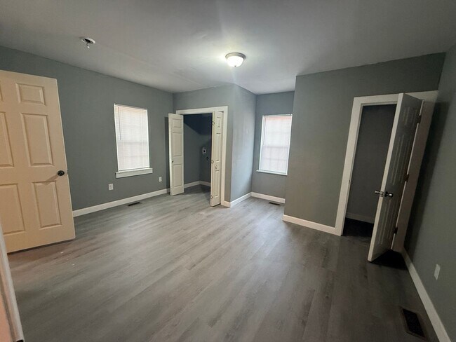 Foto del edificio - 709 Denby St SW