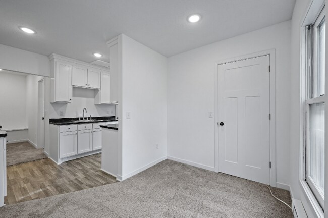 Foto del edificio - 3606 N Bryant Ave