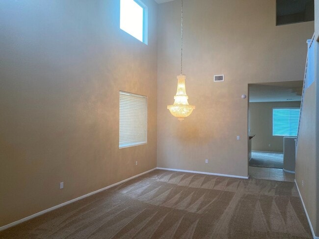 Foto del edificio - Gorgeous Rhodes Ranch Country Club home in Guard Gated Community!