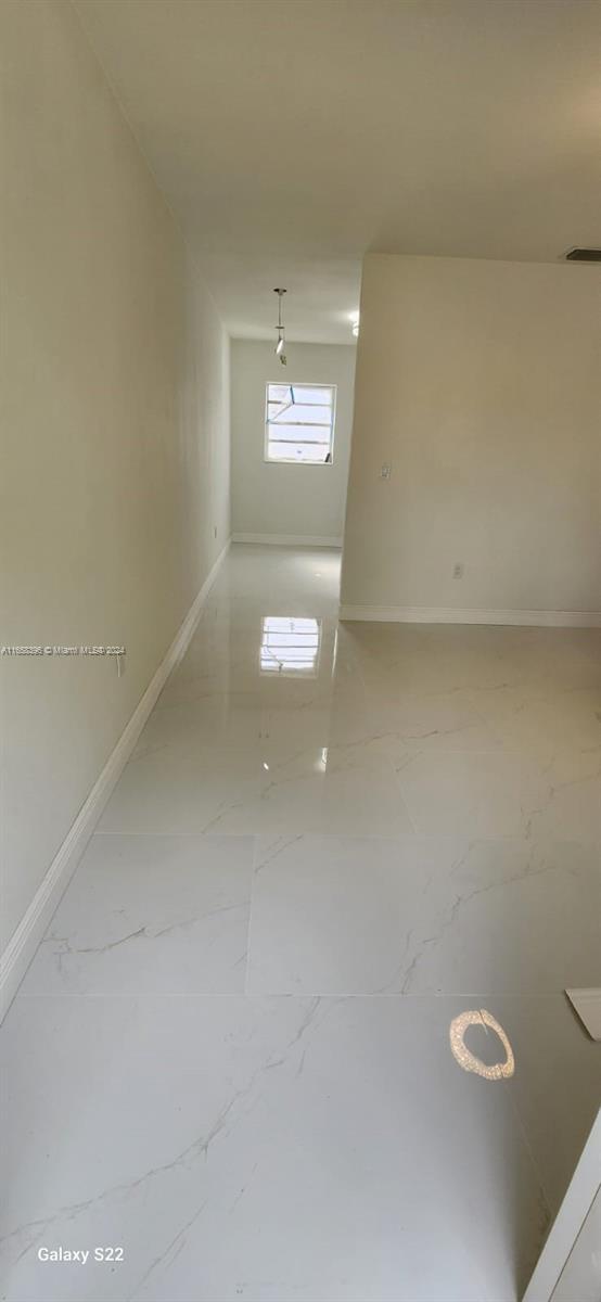 Foto del edificio - 1011 NW 9th St