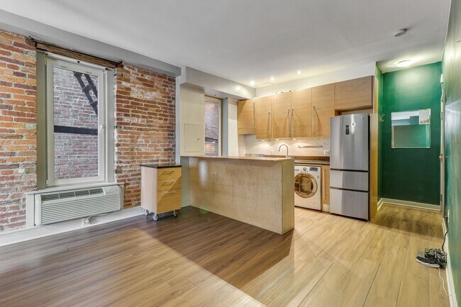 Foto del edificio - Bloomingdale or Bust