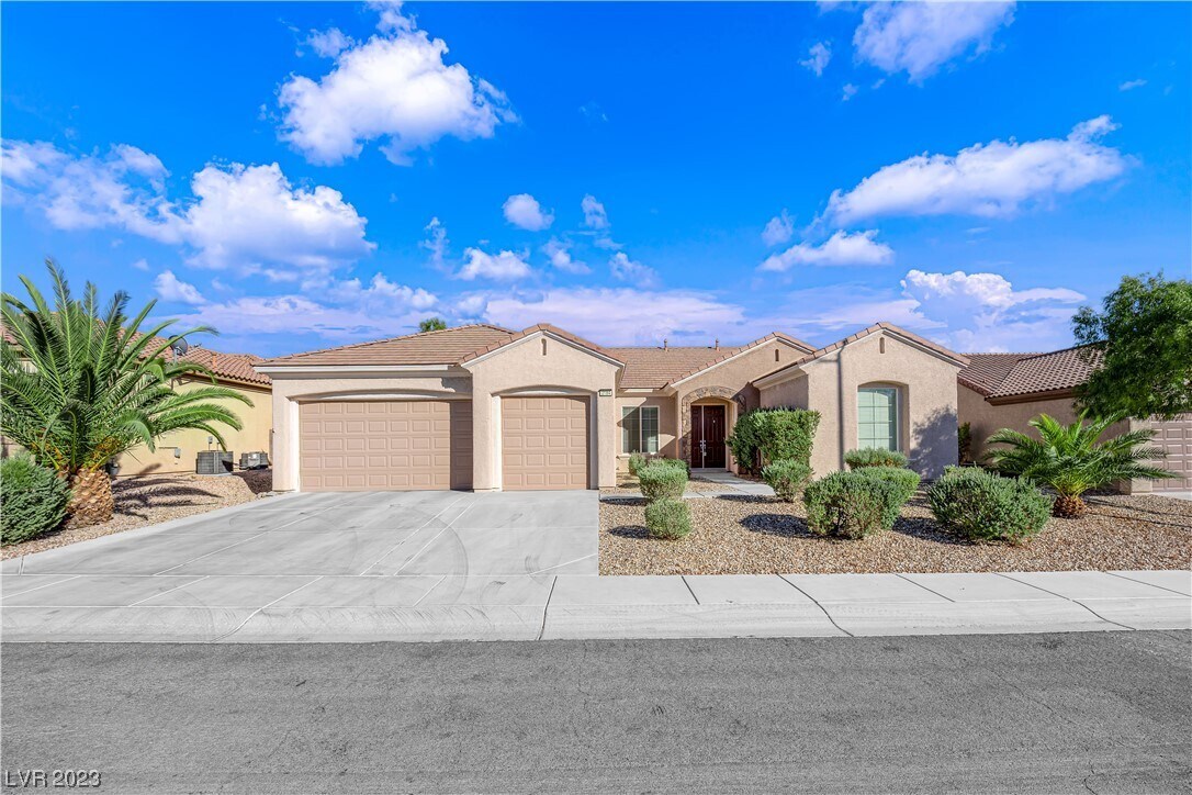 2184 Waterton Rivers Dr, Henderson, NV 89044 House Rental in