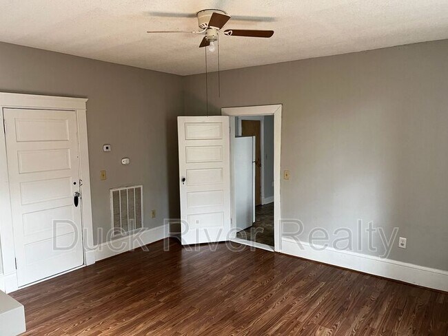 Building Photo - 1603 Highland Ave