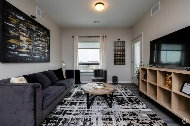 2BR, 2BA - 1081SF - Living Room - One Nine Vine