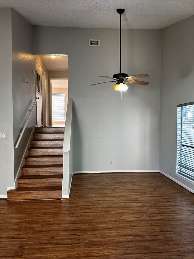 Building Photo - 3756 Tanglewilde St