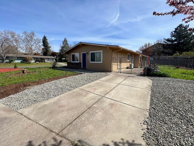 Foto del edificio - 1001 Olympic Ave