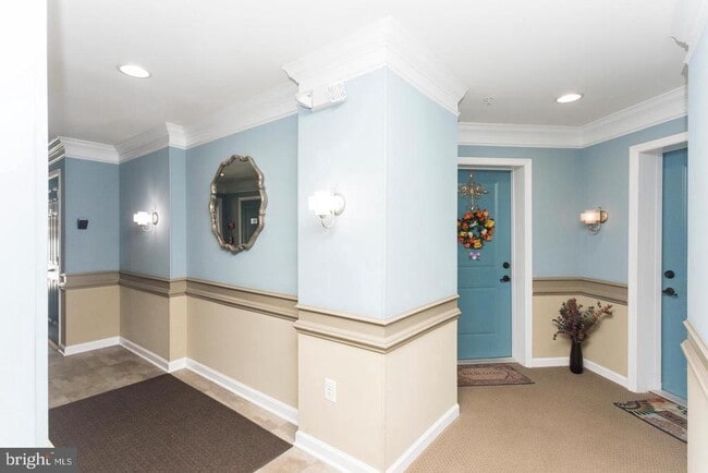 Building Photo - 8390 Ice Crystal Dr