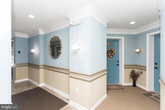 Building Photo - 8390 Ice Crystal Dr