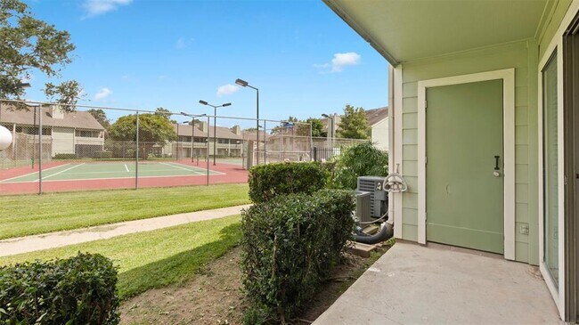 Foto del edificio - 14777 Wunderlich Dr