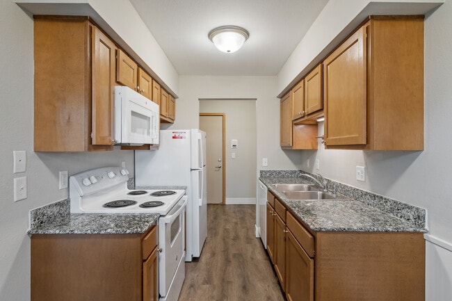 Building Photo - Peppercorn Apartments