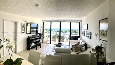 Building Photo - 1470 NE 123rd St