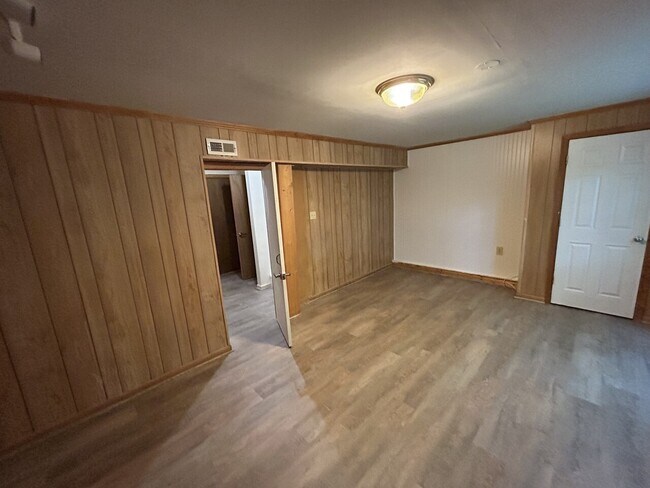 Foto del edificio - 732 S Hyannis Dr, North Chesterfield, VA 2...