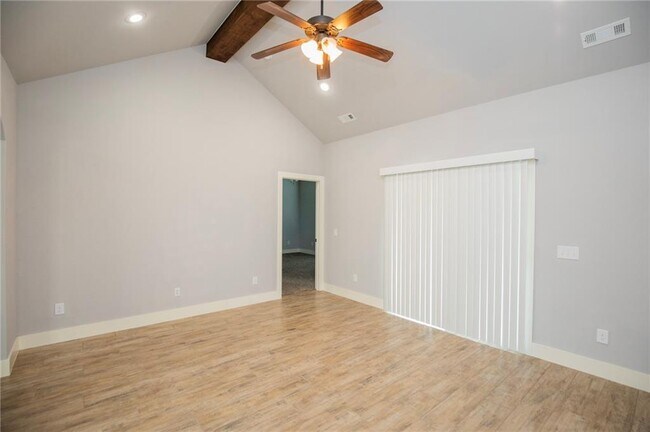 Foto del edificio - 212 Alder St