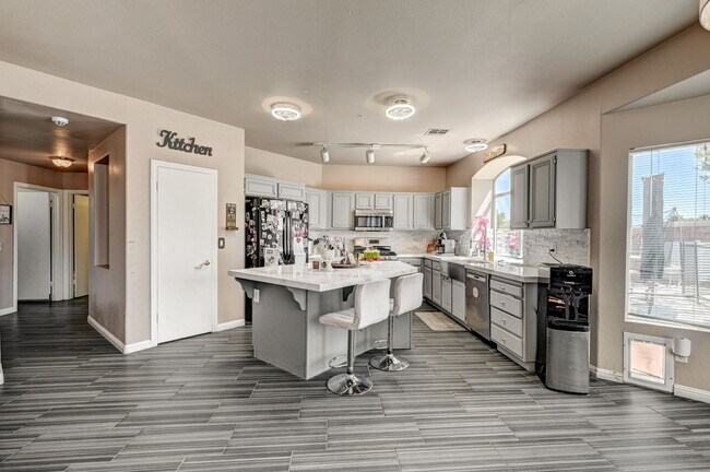 Foto del edificio - 3910 Crooked Oak