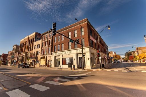 Foto principal - 1800 S Ashland Ave