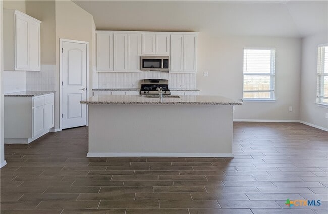 Foto del edificio - 139 Spiny Lizard Ln