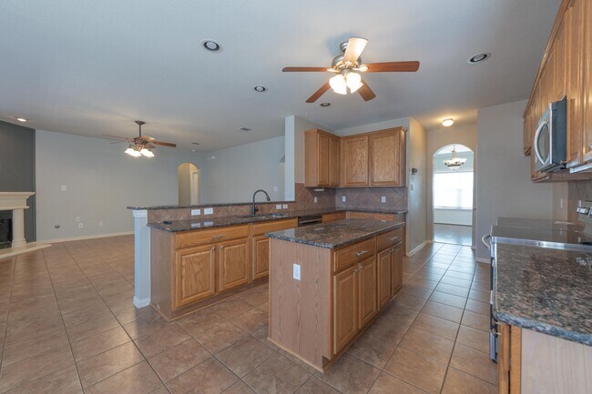 Foto del edificio - 2419 Elkhorn Ranch Rd