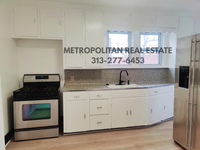 Foto del edificio - 22340 Park St