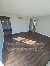 Building Photo - 3219 N 52nd St