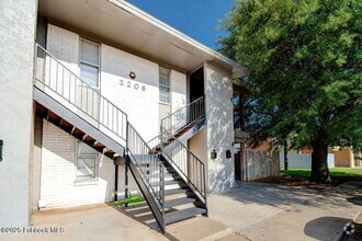 Building Photo - 3206 Salisbury Ave