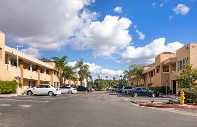 Foto del edificio - Furnished Studio-Orange County - Irvine Spectrum