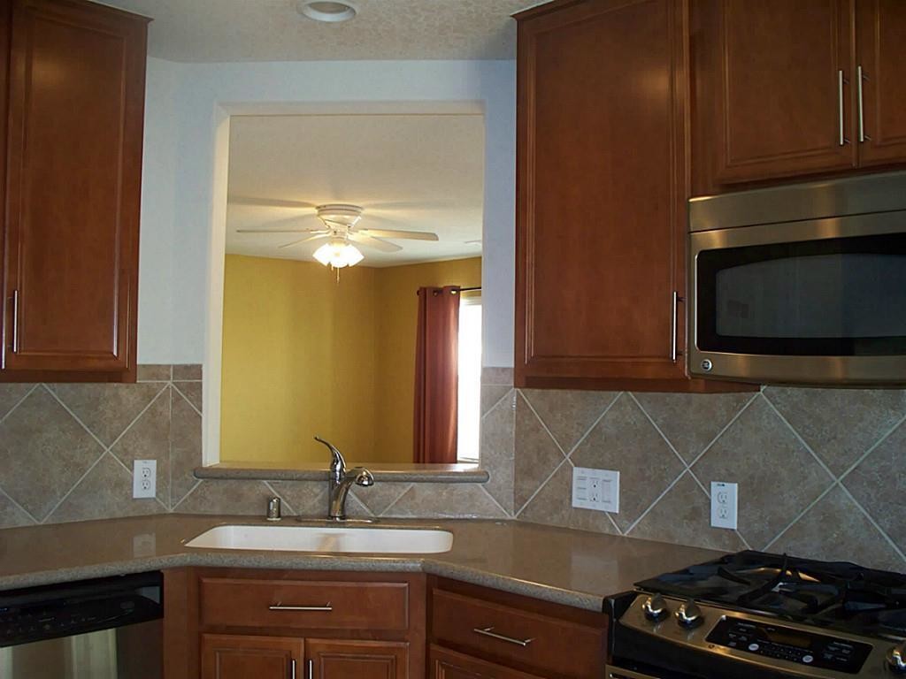 Foto principal - 13600 Breton Ridge St