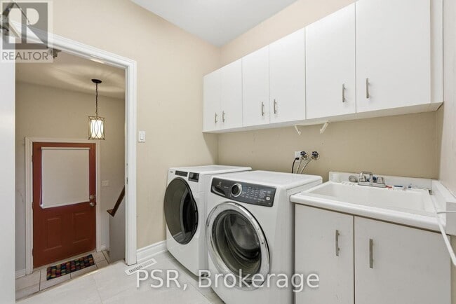 Photo du bâtiment - 54 Minnacote Ave