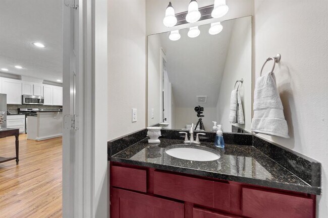 Foto del edificio - 5924 Petty St