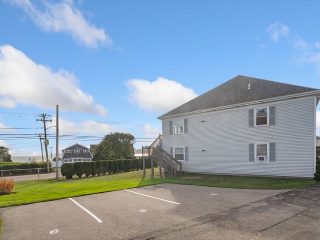 Building Photo - 130 Purgatory Rd
