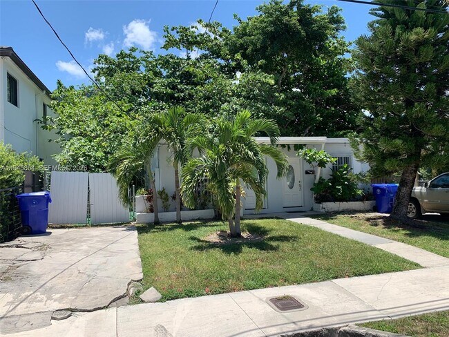 Foto del edificio - 3032 New York St