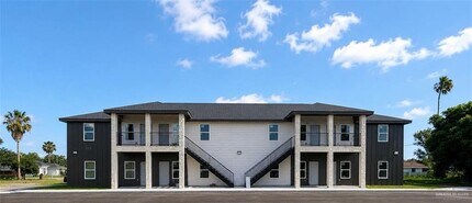 Building Photo - 217 N 7th St