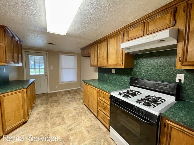 Building Photo - 3 br, 2 bath House - 5267 Sunset Ave