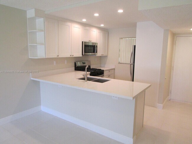 Foto del edificio - 13020 SW 92nd Ave