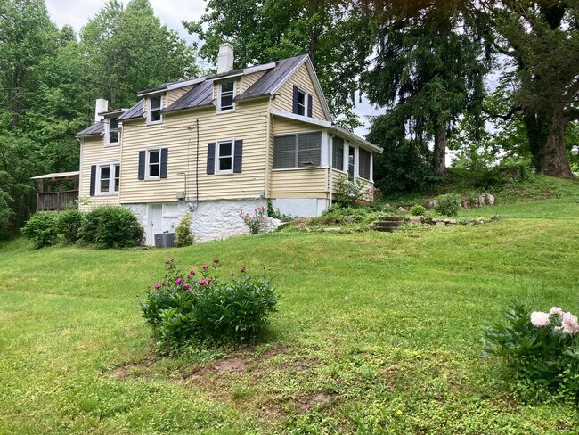 Photo - Private 2-Bedroom Single Family Cockeysvil... House