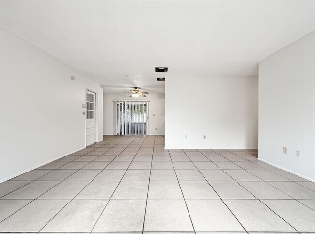 Foto del edificio - 3/2 Home in College Park