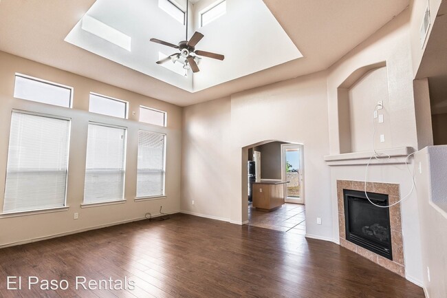 Building Photo - 3 br, 2 bath House - 4816 Northview Drive