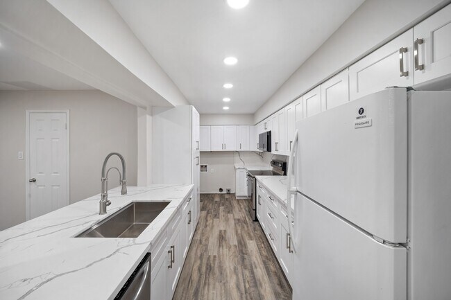 Foto del edificio - 357 N Post Oak Ln