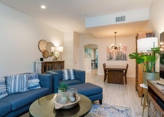 Foto del edificio - 4057 First Ave.