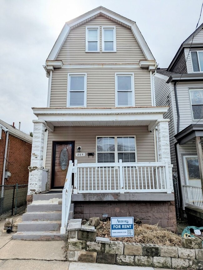 Building Photo - 865 Marshall Ave