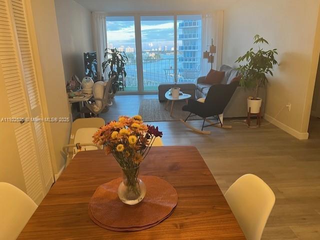 Foto del edificio - 1865 79th Street Causeway