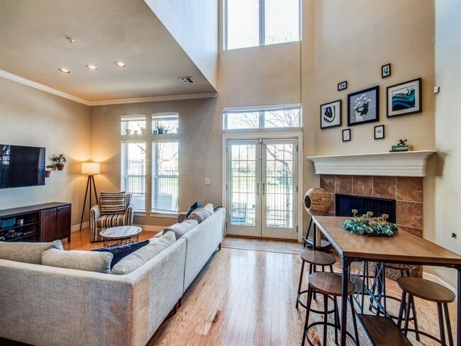 Foto del edificio - 1408 Clarinet Ln