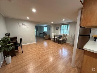 Building Photo - 3 Partridge Ln