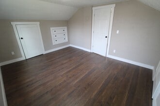 Building Photo - 2317 E Hartson Ave