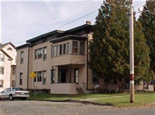 Primary Photo - 110 Broad St
